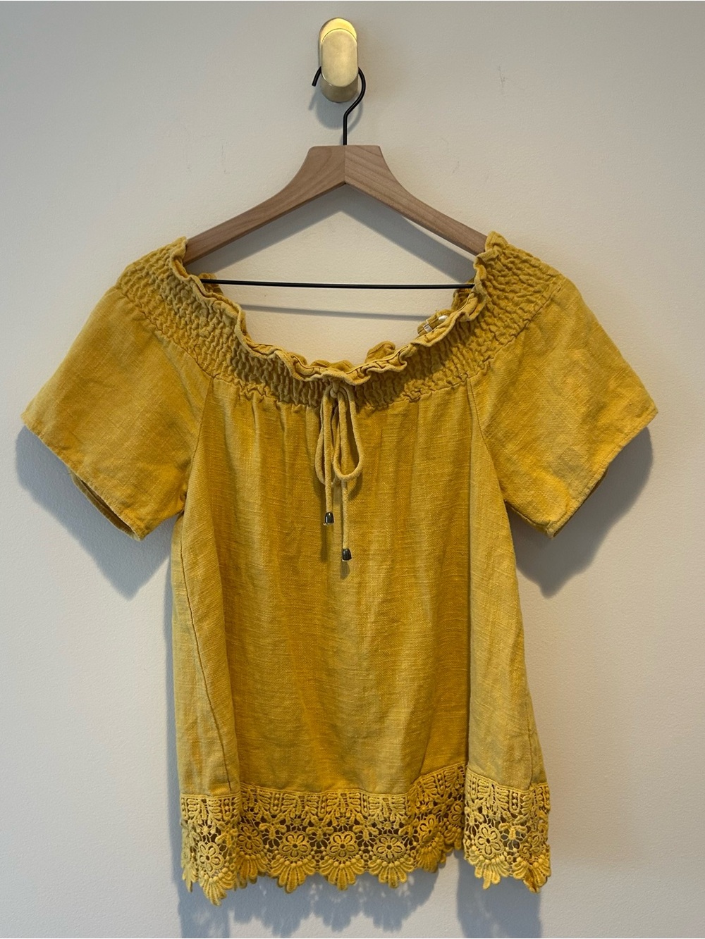 Anthropologie Moon River Mustard Yellow Lace Crochet-Hem Blouse Linen Blend